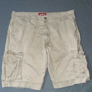 Levis The Original Jean Red Tab Mens Cargo Shorts Khaki Size 42 Baggy